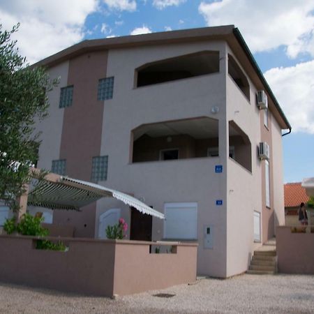 Apartmani Most Maslenica Esterno foto